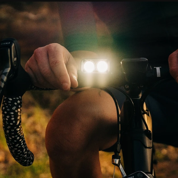 Luz Delantera Blinder Road 400l